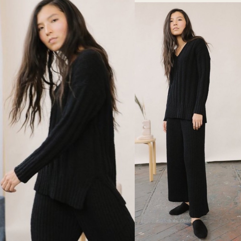 Kordal Yara ribbed V neck sweater in Noir organic pima cotton sz S